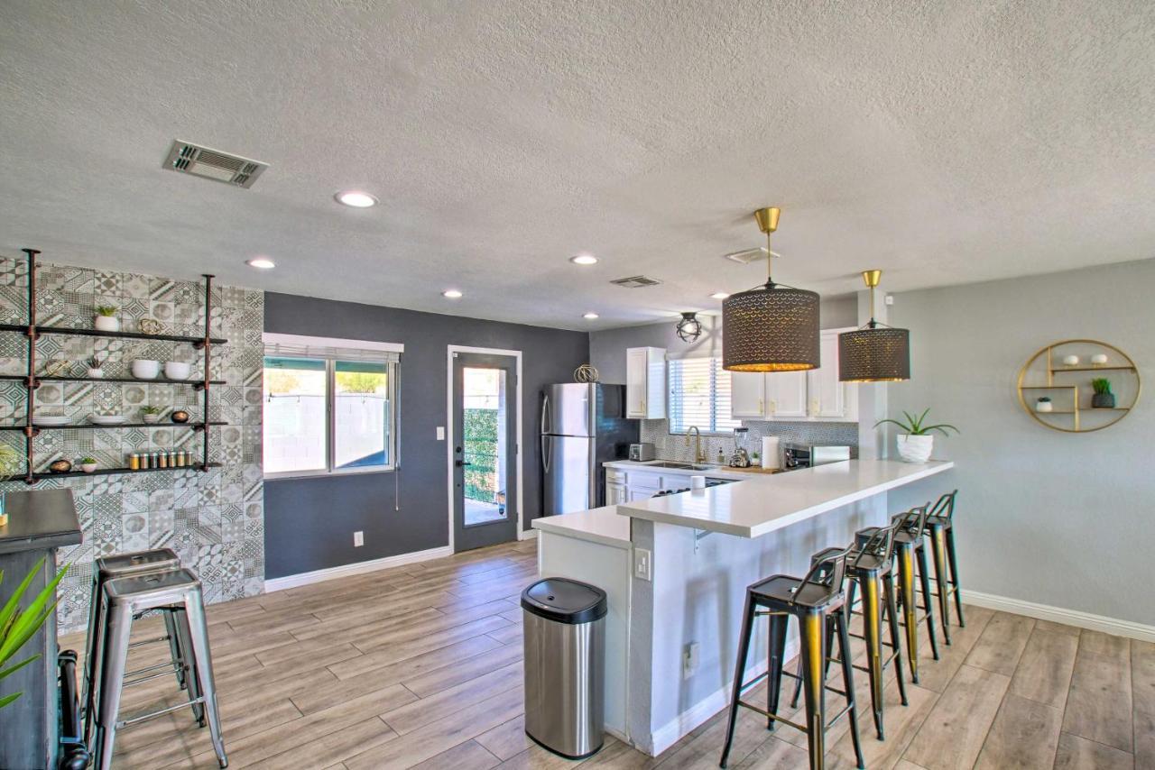 Charming Phoenix Home With Patio About 3 Miles To Dtwn! Bagian luar foto