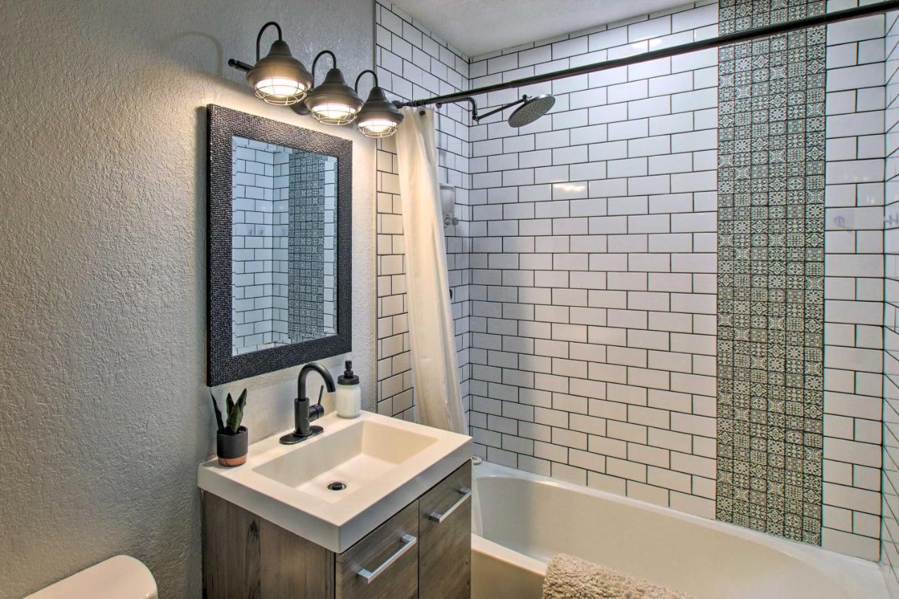 Charming Phoenix Home With Patio About 3 Miles To Dtwn! Bagian luar foto